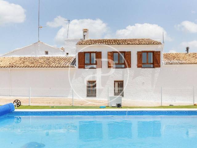 Finca rústica en Venta en Requena