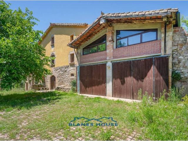 Finca rústica en Venta en Riudarenes