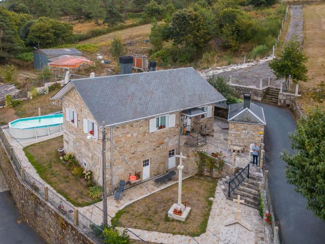 Finca rústica en Venta en Rodeiro