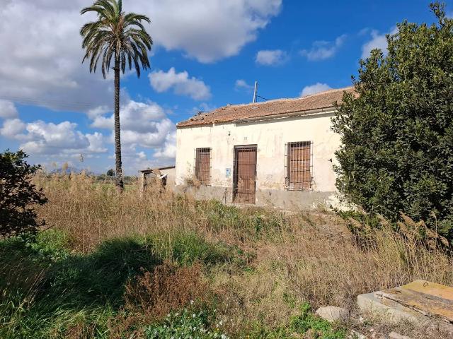 Finca rústica en Venta en Rojales