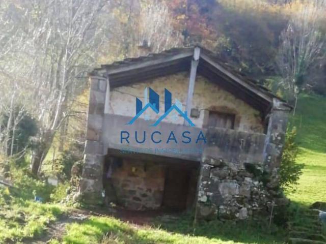 Finca rústica en Venta en San Roque de Riomiera