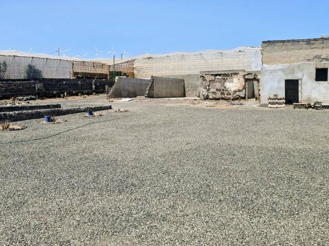 Finca rústica en Venta en Sardina