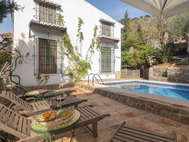 Finca rústica en Venta en Sayalonga