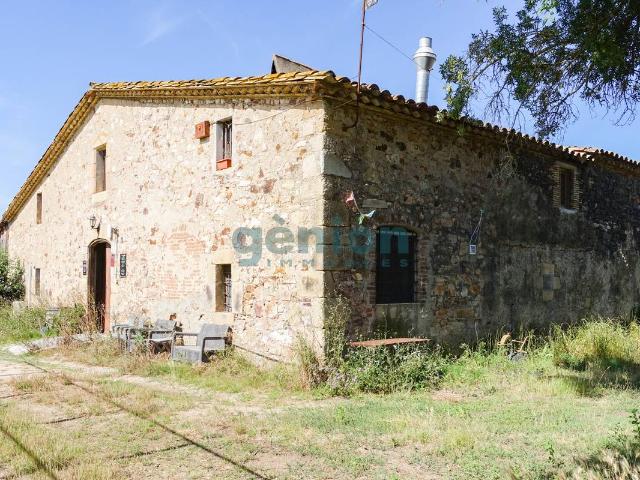 Finca rústica en Venta en Sils