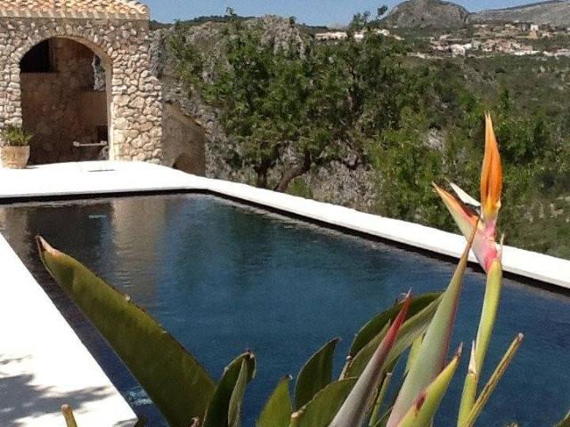 Finca rústica en Venta en Tàrbena
