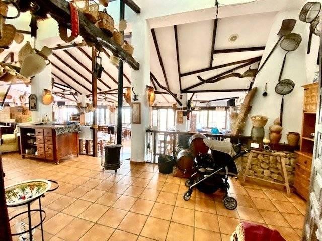 Finca rústica en Venta en Tàrbena