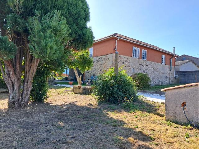 Finca rústica en Venta en Teo