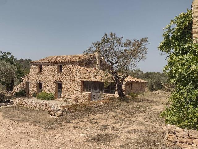 Finca rústica en Venta en Tivissa