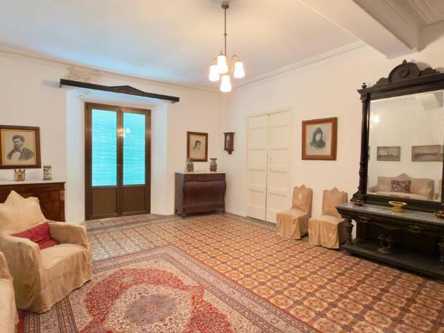 Finca rústica en Venta en Tivissa