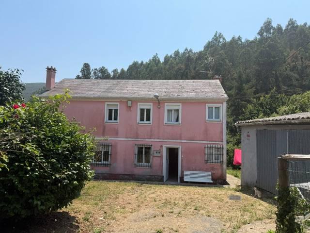 Finca rústica en Venta en Trabada
