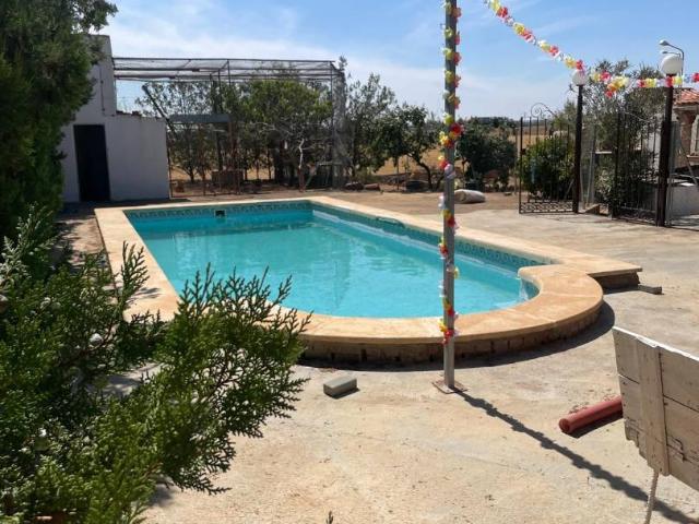 Finca rústica en Venta en Villarrobledo