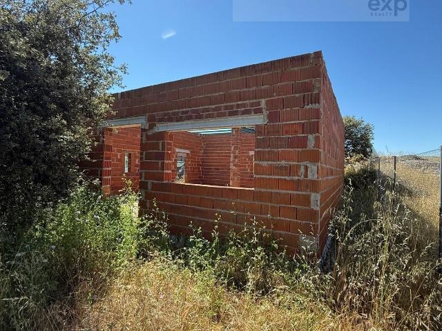Finca Rústica en Venta – Esparragalejo Badajoz Con pozo de agua y escrituras 2.000 m2 junto al polideportivo