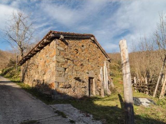 Finca rústica Venta Quirós, Arrojo