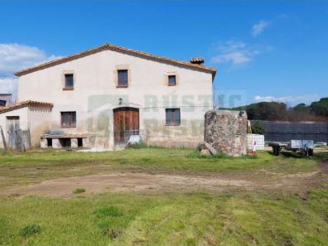 Finca rústica Venta Sils, Sils