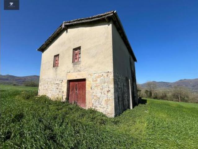 Finca rústica Venta Villacarriedo, Pedroso