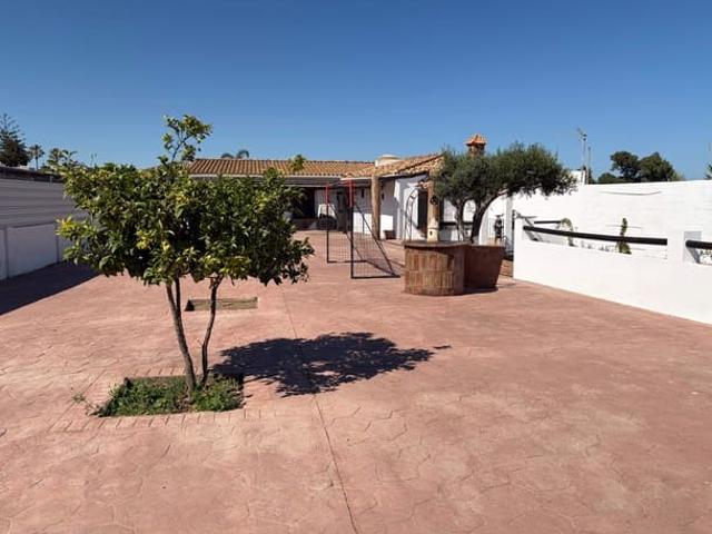 Finca/Casa Rural en venta en La Línea de la Concepción, Cádiz Costa de la Luz