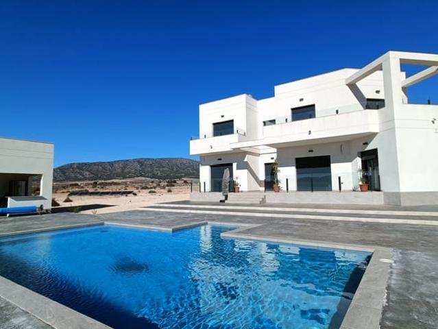 Finca/Casa Rural en venta en Pinoso, Alicante