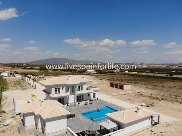 Finca/Casa Rural en venta en Pinoso, Alicante