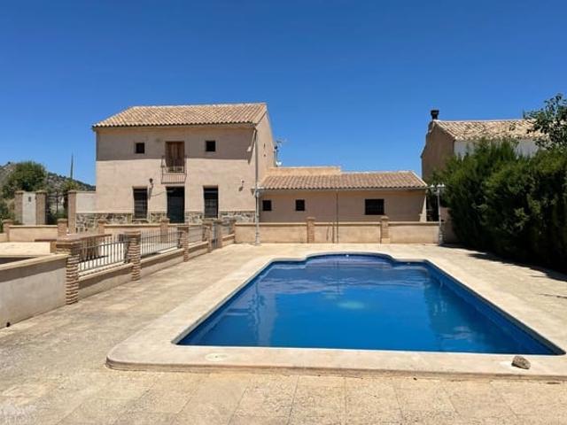 Finca/Casa Rural en venta en Pinoso, Alicante