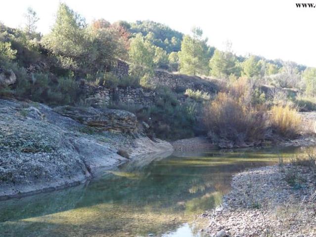 Finca/Casa Rural en venta en Ráfales, Teruel