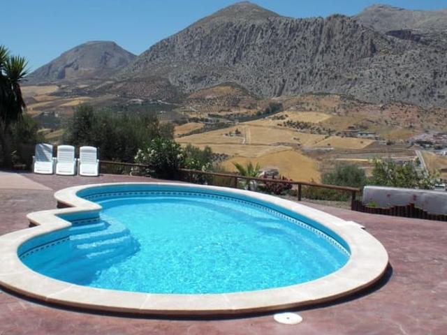 Finca/Casa Rural en venta en Valle de Abdalajís, Málaga