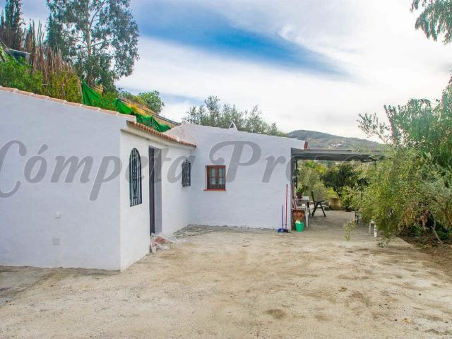 Finca/Country House for rent in Cómpeta, Málaga