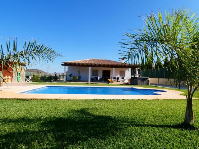 Finca/Country House for rent in Alhaurín el Grande, Málaga
