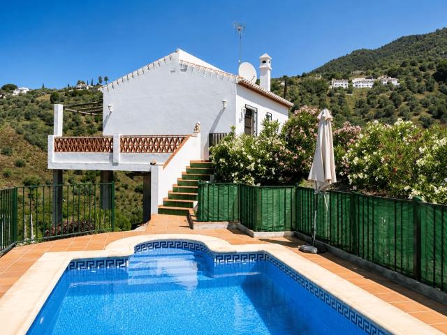 Finca/Country House for rent in Frigiliana, Málaga