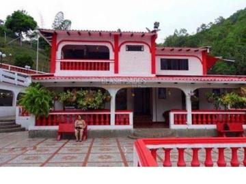 Fincas y Casas Campestres, Venta, La Buitrera
