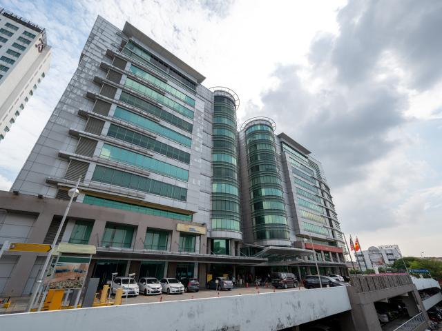 Find office space in Regus BBT One for 1 person with everything taken care of