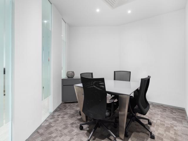 Find office space in Regus JBCS for 4 persons with everything taken care of
