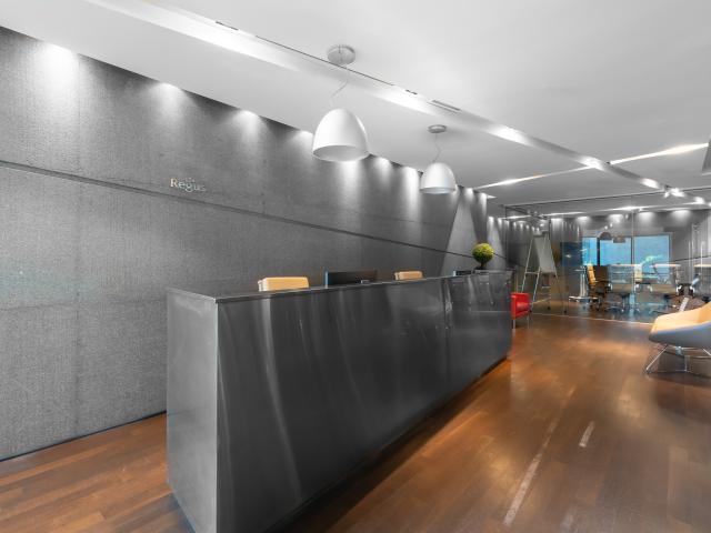 Find the right location for your business, anywhere in the world