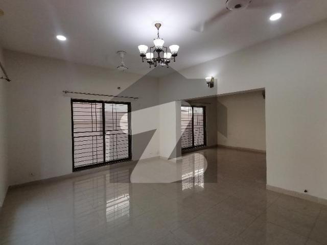 Find Your Ideal Facing Park House In Multan Under Rs. 155000 Askari 3