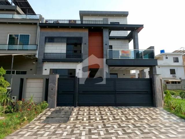 Find Your Ideal House In Park View City Under Rs. 44500
