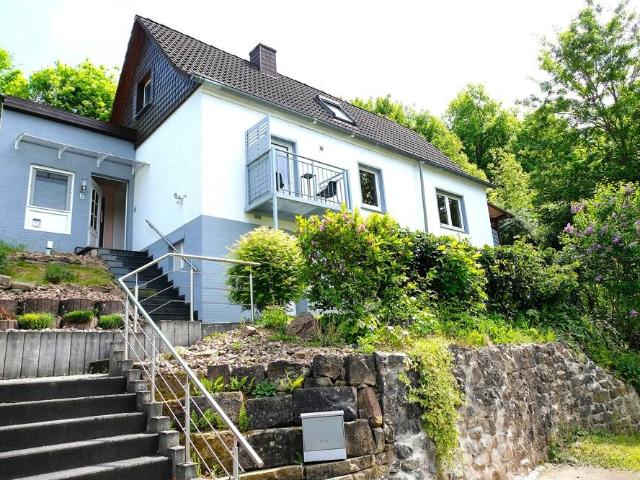Finden Sie Ihre Oase der Ruhe Idyllisches Einfamilienhaus am Waldrand von Gilfershausen!