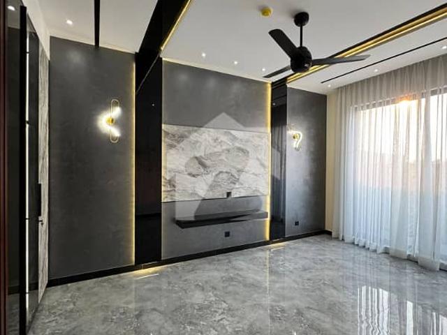 Fine 10 Marla House For Sale in Wapda City Canal Expressway Faisalabad