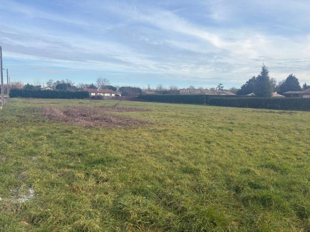 Finhan Vente Terrain 82