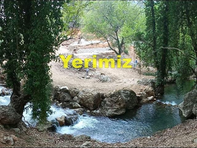 Finike Arif Mahallesi Doğayla İç İçe Müstakil 702m Arsa