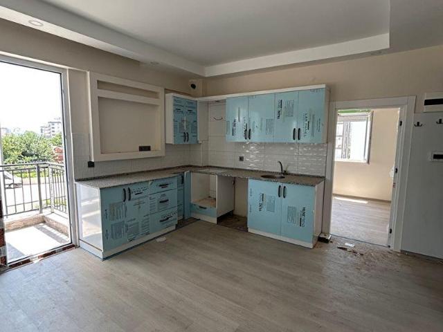Finike Merkezde Kiralık 2+1 Ferah Daire Lumex Gayrimenkulden