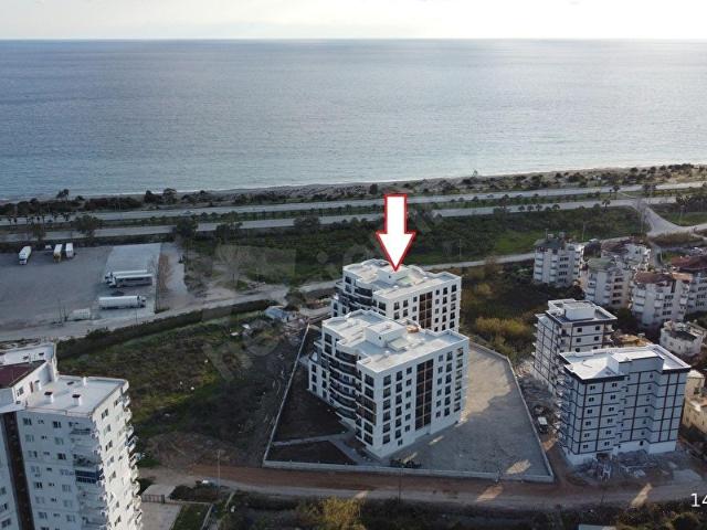 Finike Sahilde Deniz Manzaralı Satılık Lüks 2+1 Daire