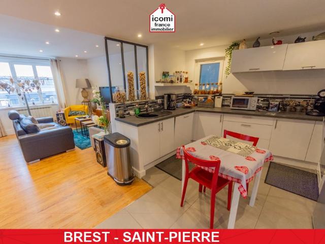 FINISTERE Brest 29200 A VENDRE APPARTEMENT T4 80M² 2 CHAMBRES AUCUNS TRAVAUX A PREVOIR CAVE COUR COMMUNE