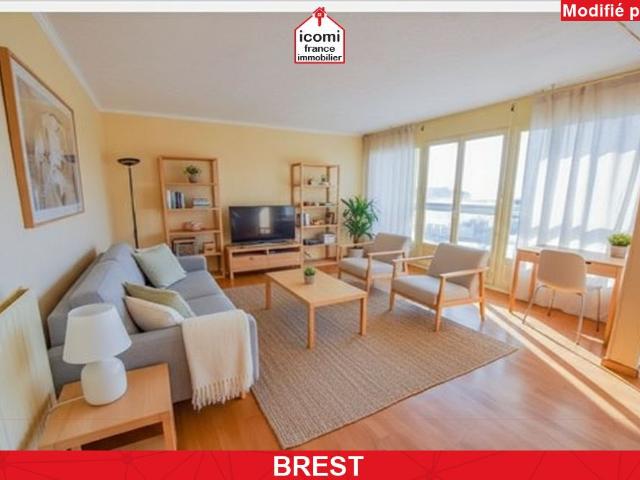 FINISTERE Brest 29200 A VENDRE APPARTEMENT T5 90M² 3 CHAMBRES DALLE BETON ASCENSEUR PLACE DE PARKING PRIVEE BALCON