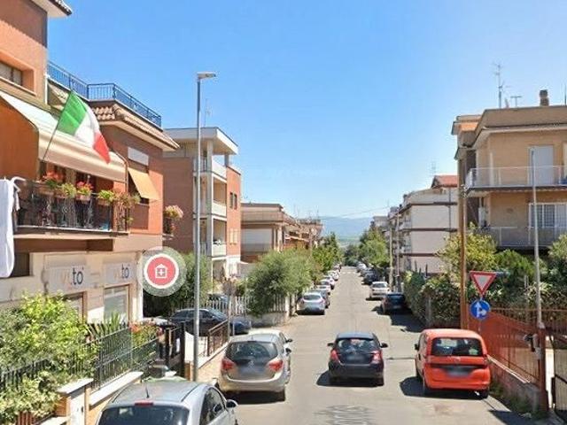 Finocchio elegante bilocale arredato