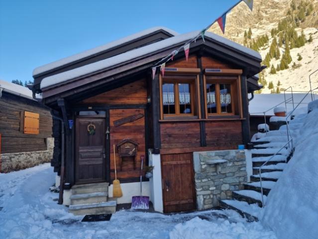 FIONNAY – Mazot 2 Zimmer + Carnotzet + möblierte Terrasse