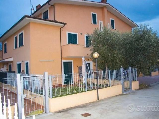 FIANO ROMANO BILOCALE SEMI ARREDATO Con TERRAZZO
