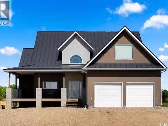 Fichter Acreage, Estevan Rm No. 5, SK, S4A 2A6 house for sal.