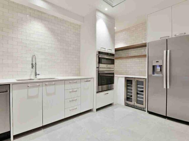 Fifth + Bank 1 Bedroom Apartment for Rent at 99 Fifth Ave, Ottawa, ON K1S 5K4 The Glebe