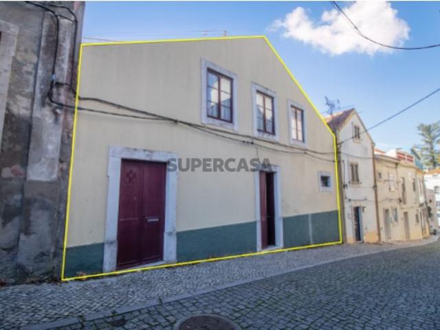 Figueira da Foz Moradia T4 para investimento, no centro da cidade