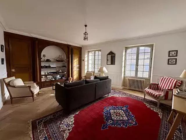 Figeac 46100 Achat / Vente appartement 4 pièces t4 au dernier étage cave