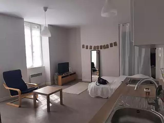 Figeac 46100 Location appartement 1 pièce t1